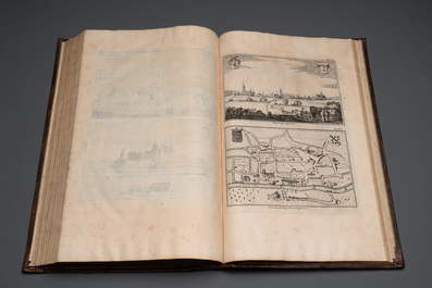 Verheerlykt Vlaandre, Flandria Illustrata, an illustrated chronicle of Flanders in three tomes and two volumes, Flanders, dated 1735
