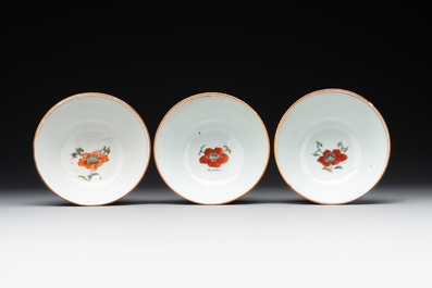 Five Chinese famille rose 'Madame de Pompadour' cups and two saucers, Qianlong, ca. 1745