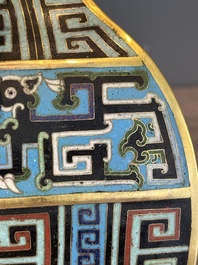 A Chinese cloisonn&eacute; square archaic-style vase, Qianlong and Ren mark, 19/20th C.