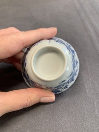Twelve Chinese blue and white saucers and eight cups, Kangxi/Yongzheng