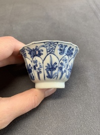 Twelve Chinese blue and white saucers and eight cups, Kangxi/Yongzheng