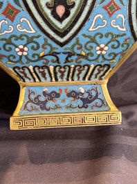 A Chinese cloisonn&eacute; square archaic-style vase, Qianlong and Ren mark, 19/20th C.