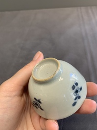 A large and varied collection of Chinese porcelain, Kangxi and later