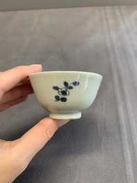 A large and varied collection of Chinese porcelain, Kangxi and later