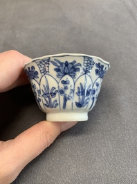 Twelve Chinese blue and white saucers and eight cups, Kangxi/Yongzheng