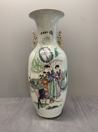 Two Chinese famille rose vases and a jar, 19/20th C.