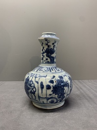 A Chinese blue and white 'kraak' porcelain kendi, Wanli