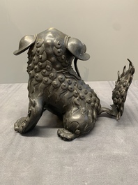 A pair of fine Chinese bronze Buddhist lions, 17/18th C.