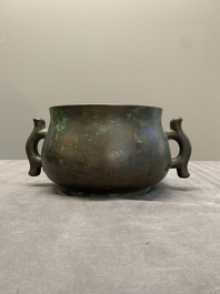 A Chinese bronze censer with 'ji 戟' handles, Zhi Xuan 致軒 mark, 17/18th C.
