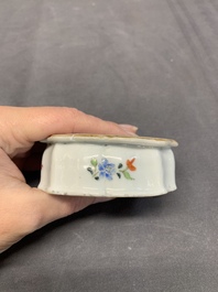 A collection of five Chinese blue and white, famille rose and Imari-style salts, Kangxi/Qianlong