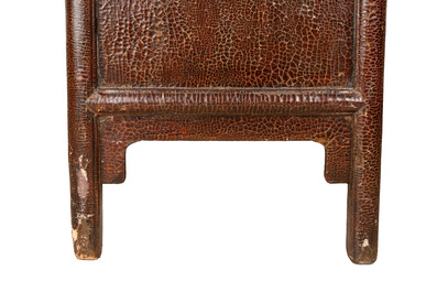 A large Chinese lacquered tapered round-corner cabinet, 'yuanjiaogui', Ming, 16/17th C.