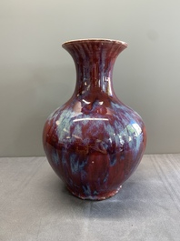 A Chinese flamb&eacute;-glazed vase, 18/19th C.