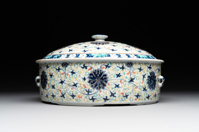 A Chinese famille verte vase mounted as lamp and a famille rose covered tureen, 19th C.