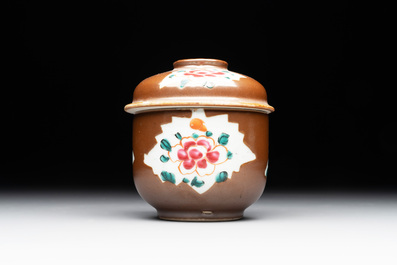A varied collection of Chinese blue and white, and famille rose tea wares, Qianlong