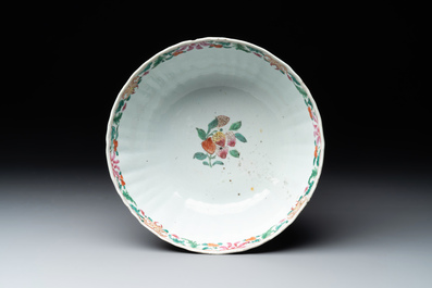 A Chinese famille rose 'pseudo-tobacco leaf' dish, a bowl and a blue and white gilt-decorated jug, Qianlong