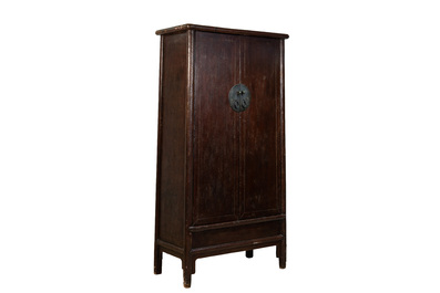 A large Chinese lacquered tapered round-corner cabinet, 'yuanjiaogui', Ming, 16/17th C.