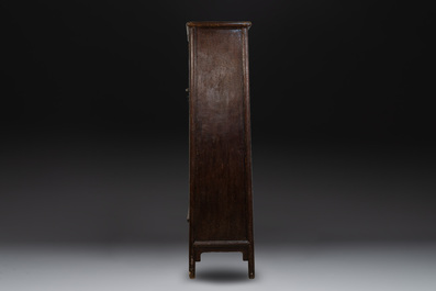 A large Chinese lacquered tapered round-corner cabinet, 'yuanjiaogui', Ming, 16/17th C.
