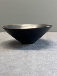 A rare Chinese Jizhou leaf-decorated conical tea bowl, Southern Song