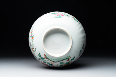 A Chinese famille rose 'pseudo-tobacco leaf' dish, a bowl and a blue and white gilt-decorated jug, Qianlong