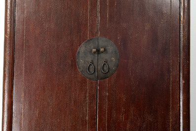 A large Chinese lacquered tapered round-corner cabinet, 'yuanjiaogui', Ming, 16/17th C.