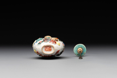 A Chinese molded famille rose 'antiquities' snuff bottle and porcelain stopper, Qianlong mark, 19th C.