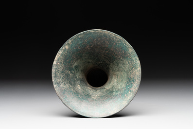 A Chinese archaic bronze ritual wine vessel, 'gu 觚', Shang