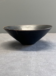 A rare Chinese Jizhou leaf-decorated conical tea bowl, Southern Song