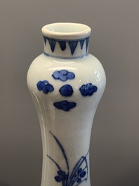 A Chinese blue and white bottle vase with floral sprigs, Transitional period