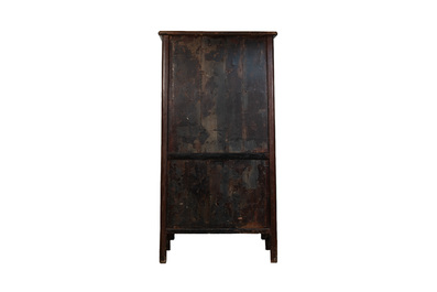 A large Chinese lacquered tapered round-corner cabinet, 'yuanjiaogui', Ming, 16/17th C.