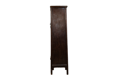 A large Chinese lacquered tapered round-corner cabinet, 'yuanjiaogui', Ming, 16/17th C.