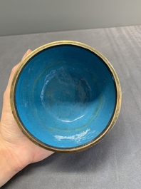 A Chinese cloisonn&eacute; 'lotus scroll' bowl and cover, 18/19th C.
