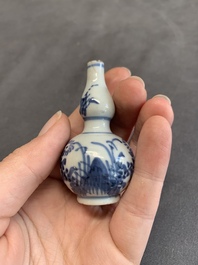 A varied collection of 13 Chinese famille rose, blue and white wares, Transitional period/19th C.