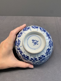 A varied collection of 13 Chinese famille rose, blue and white wares, Transitional period/19th C.