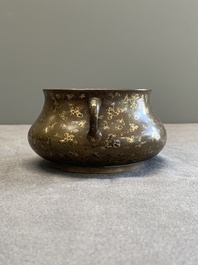 A Chinese gold-splashed bronze censer, Xuande mark, 18/19th C.
