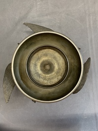 A Japanese copper, bronze and pewter Ikebana vessel, signed Kimura Toun 木村渡雲, Meiji, 19th C.