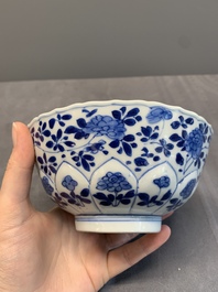 A varied collection of 13 Chinese famille rose, blue and white wares, Transitional period/19th C.