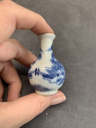 A varied collection of 13 Chinese famille rose, blue and white wares, Transitional period/19th C.