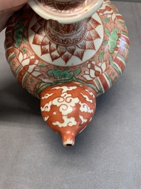 A Chinese Swatow green- and red-enamelled kendi with ornamental design, Ming