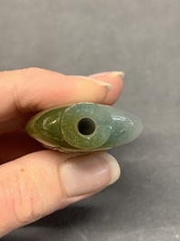 Four Chinese Peking glass, agate and jade snuff bottles, 19/20th C.