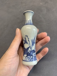 A varied collection of 13 Chinese famille rose, blue and white wares, Transitional period/19th C.