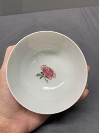 A pair of fine Chinese famille rose cups and saucers with floral design, Yongzheng