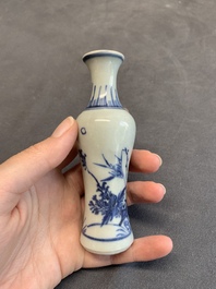 A varied collection of 13 Chinese famille rose, blue and white wares, Transitional period/19th C.