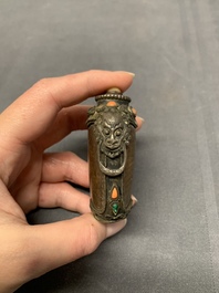 A collection of seven Chinese snuff bottles, 19/20th C.