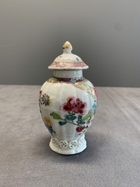 A varied collection of 13 Chinese famille rose, blue and white wares, Transitional period/19th C.