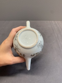 A fine Chinese famille rose and grisaille teapot with figural design, Yongzheng