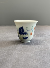 A pair of fine Chinese doucai wine cups, Jie Mei Ya Zhi 介眉雅製 mark, 19th C.