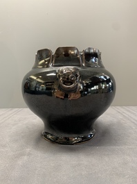 A collection of four Chinese monochrome-glazed ware, Kangxi and Qianlong mark, 19/20th C.