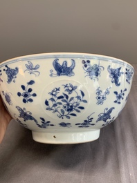 A varied collection of Chinese porcelain, Yongzheng and later
