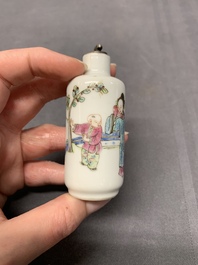 A collection of seven Chinese snuff bottles, 19/20th C.