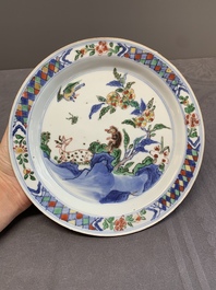 A pair of Chinese wucai ko-sometsuke 'monkey and deer' plates for the Japanese market and a tomobako, Chenghua mark, Chongzhen